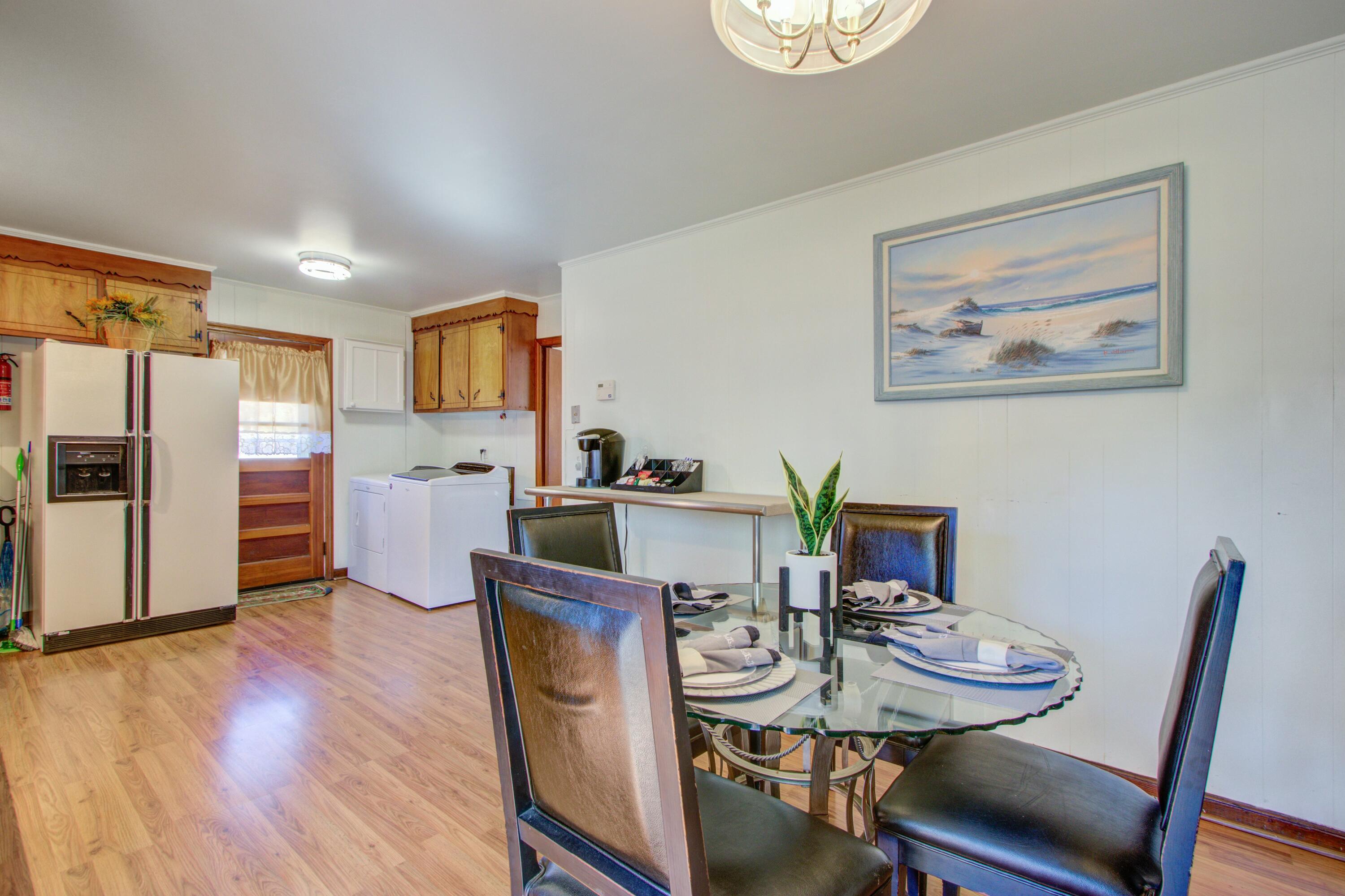 1925 Belgrade Avenue Charleston, SC 29407 - Photo 14 of 29 Eat-In Dining