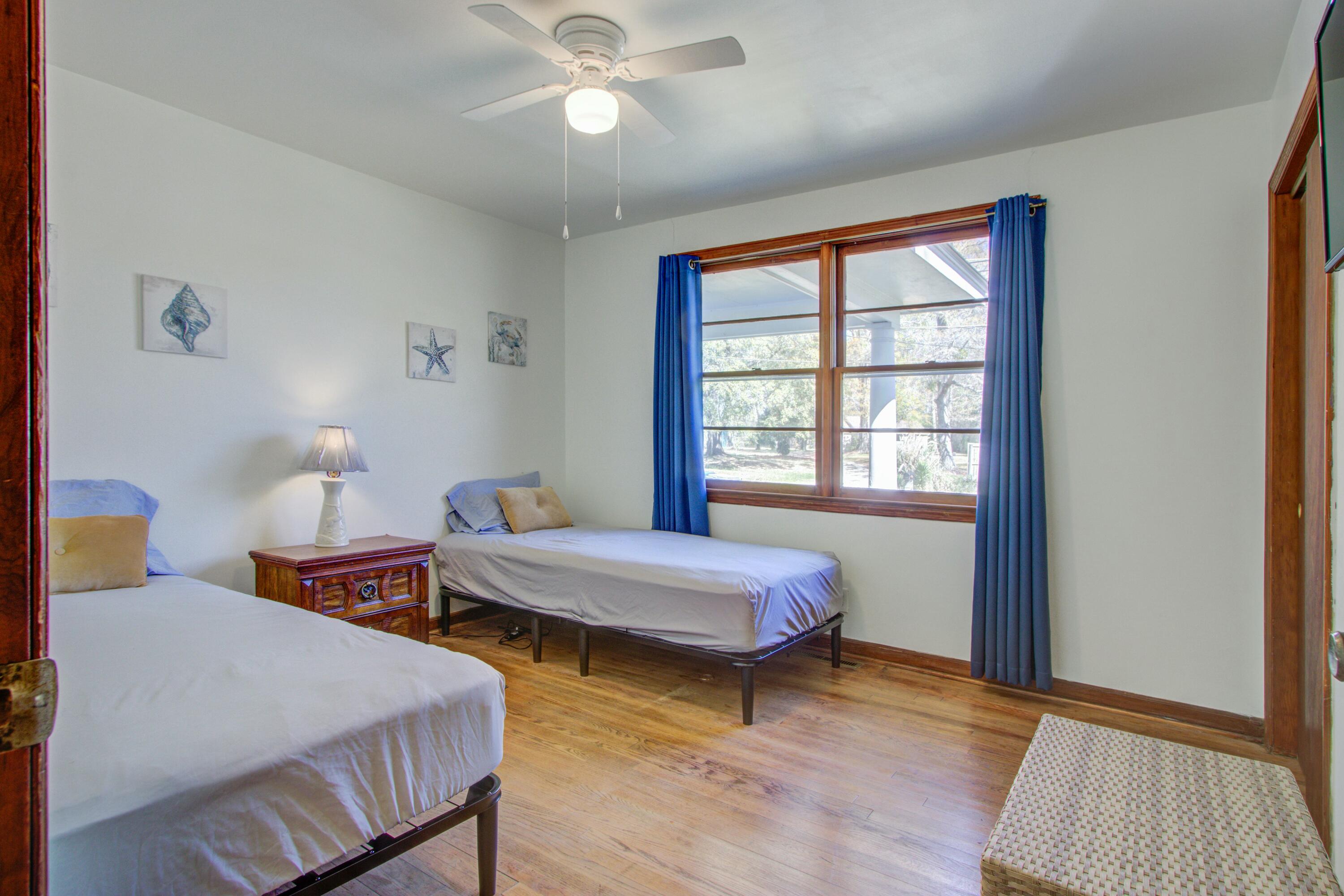 1925 Belgrade Avenue Charleston, SC 29407 - Photo 20 of 29 Bedroom/Office