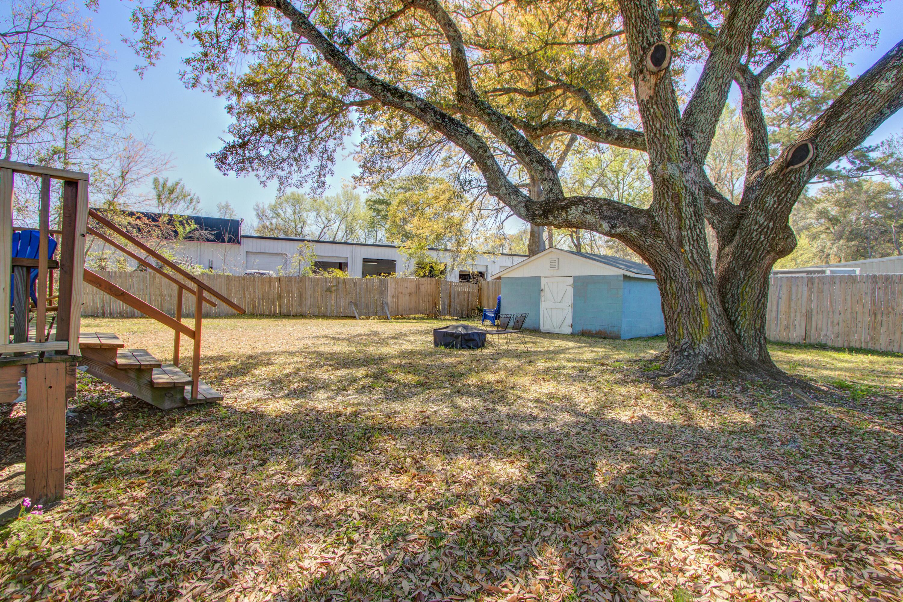 1925 Belgrade Avenue Charleston, SC 29407 - Photo 27 of 29 Back Yard