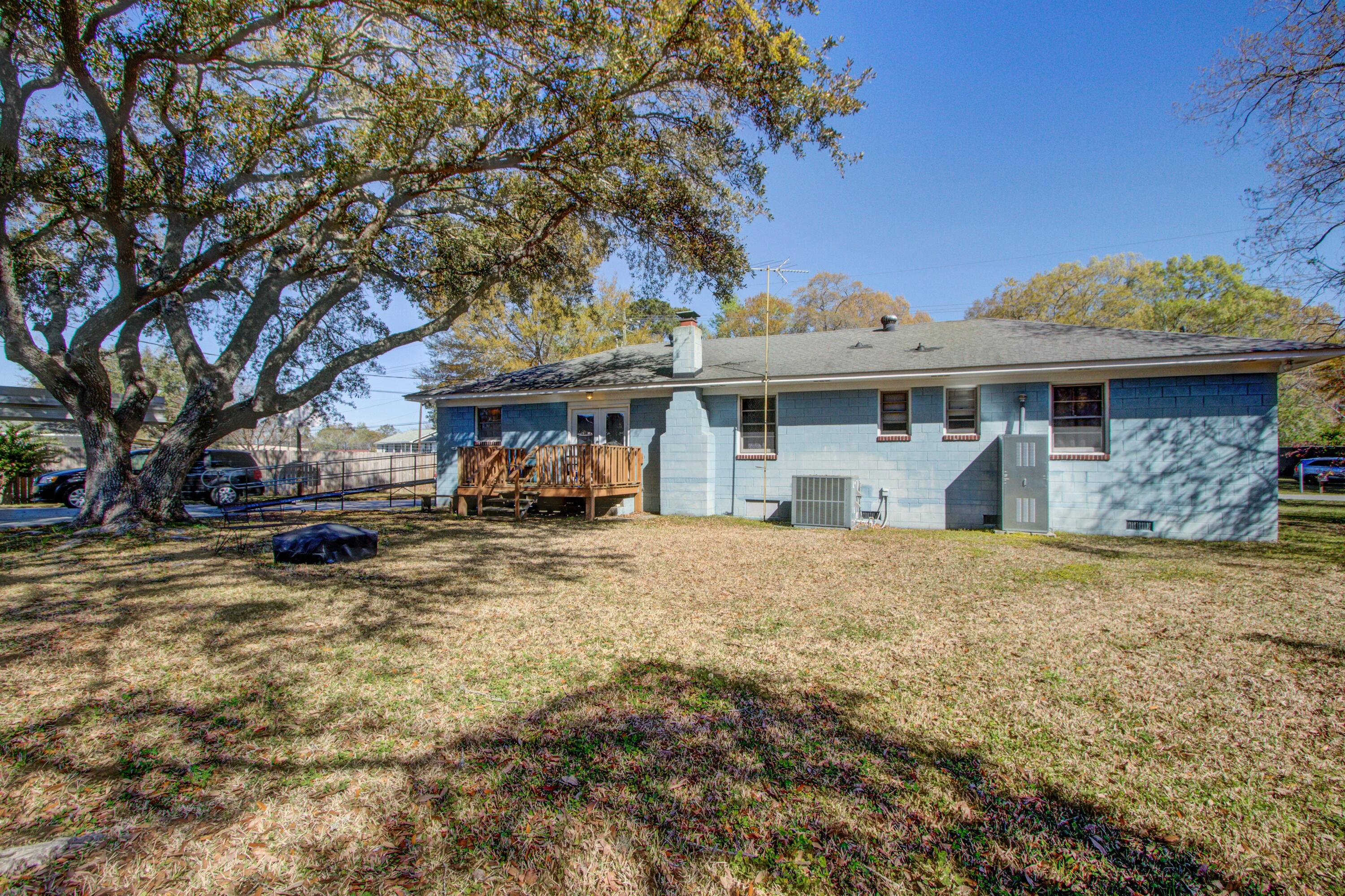 1925 Belgrade Avenue Charleston, SC 29407 - Photo 28 of 29 Back Yard