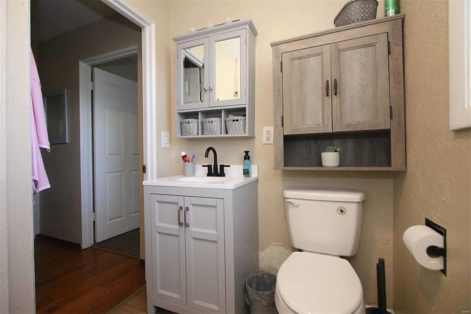 7302 Montclair Avenue Godfrey, IL 62035 - Photo 18 of 19