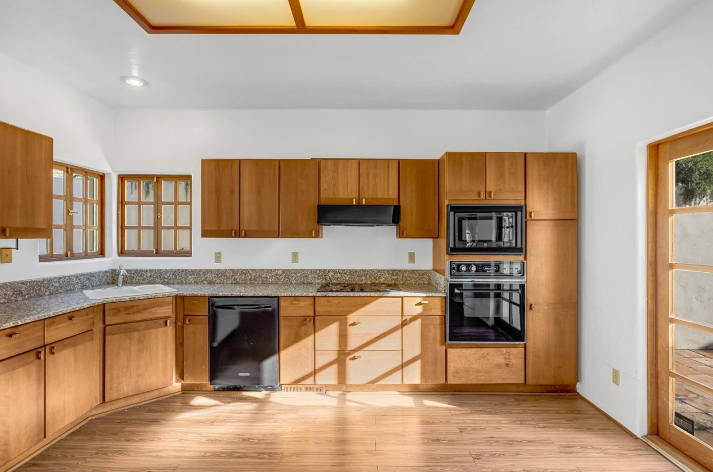 90 Harper Canyon Road Salinas, CA 93908 - Photo 23 of 47