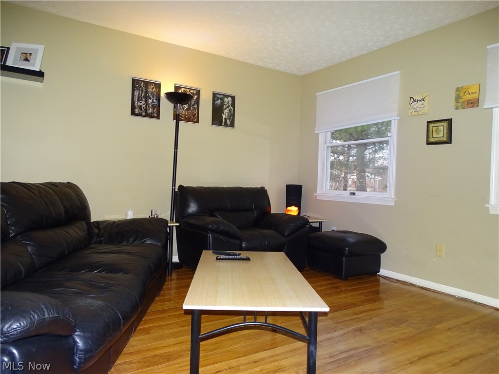 1942 Lillian Road, Unit 2 Stow, OH 44224 - Photo 6 of 20