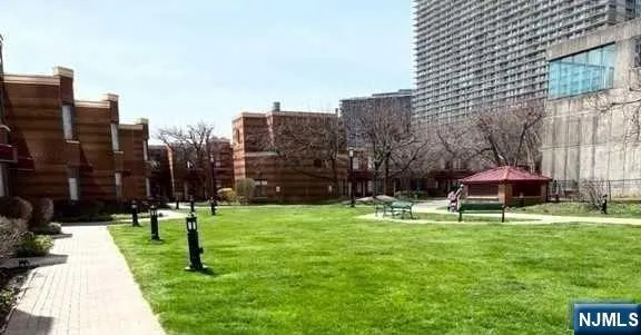 $395,000 | 100 Palisade Avenue, Unit 1514, Cliffside Park, NJ 07010