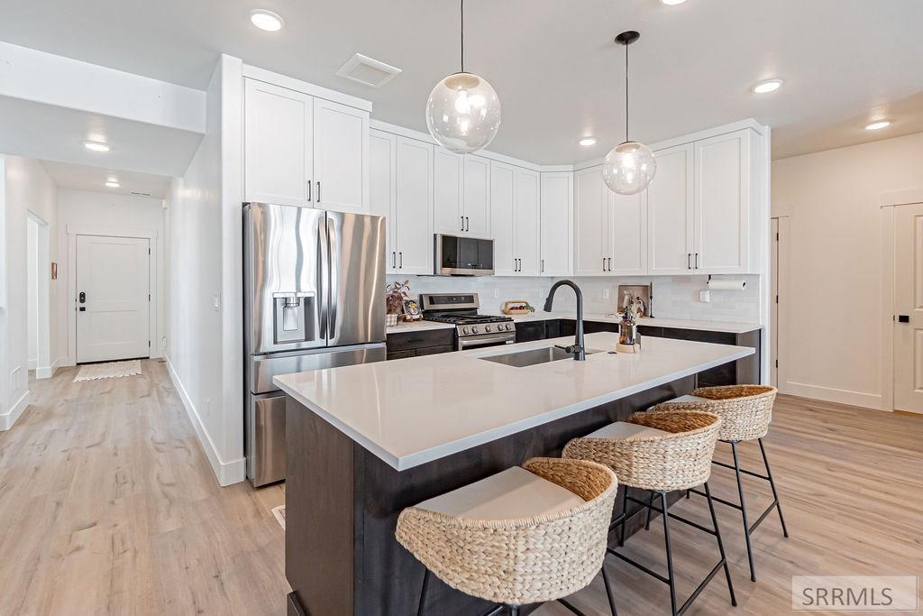 388 Church Street Ammon, ID 83401 - Photo 11 of 44 Kitchen