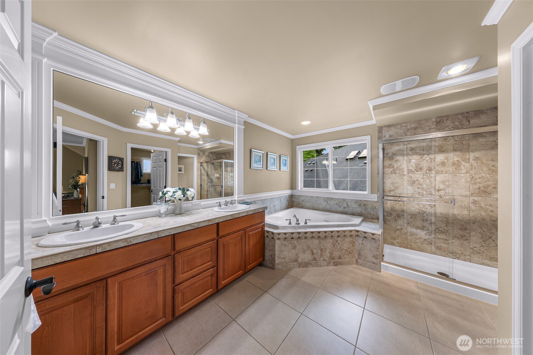2029 240th Place Southeast Bothell, WA 98021 - Photo 25 of 39 a large bathroom with a large tub and sink