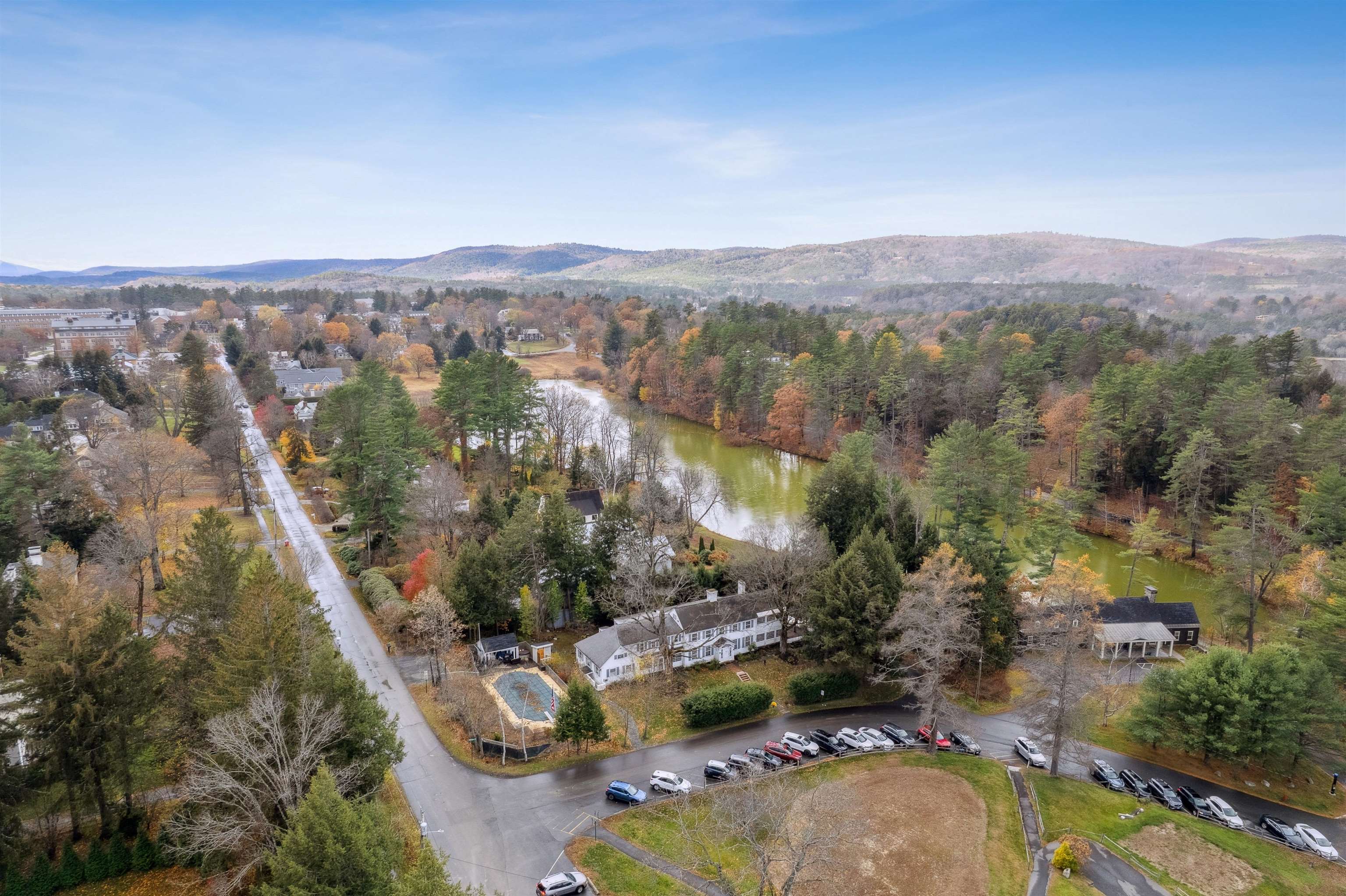 2 Hilton Field Road Hanover, NH 03755 - Photo 4 of 39