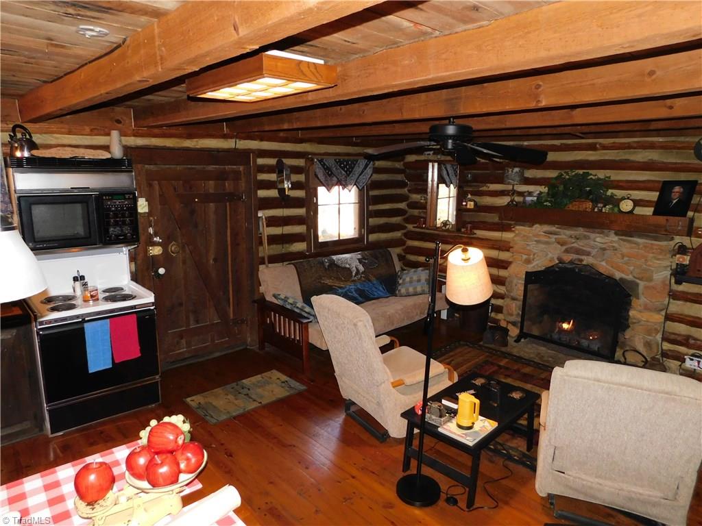 3127 W.O.W. Road Randleman, NC 27317 - Photo 9 of 18 Living Room