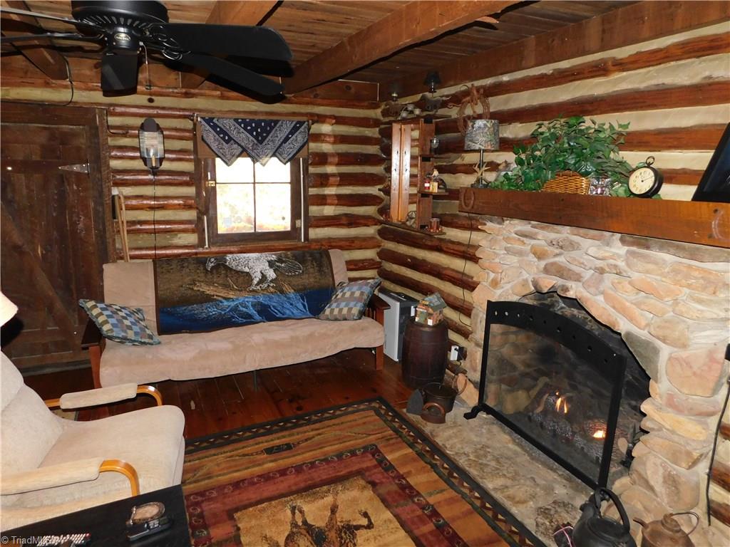 3127 W.O.W. Road Randleman, NC 27317 - Photo 10 of 18 Living Room