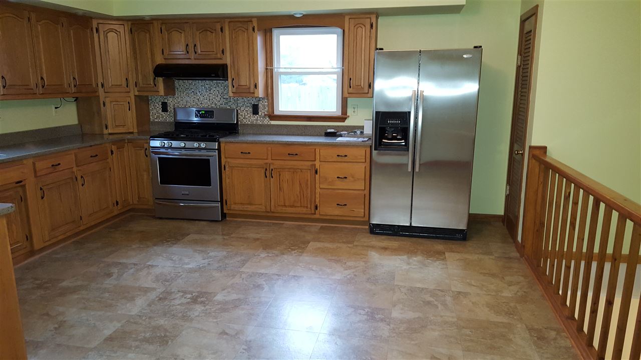 510 Patterson Street Decatur, IN 46733 - Photo 9 of 33