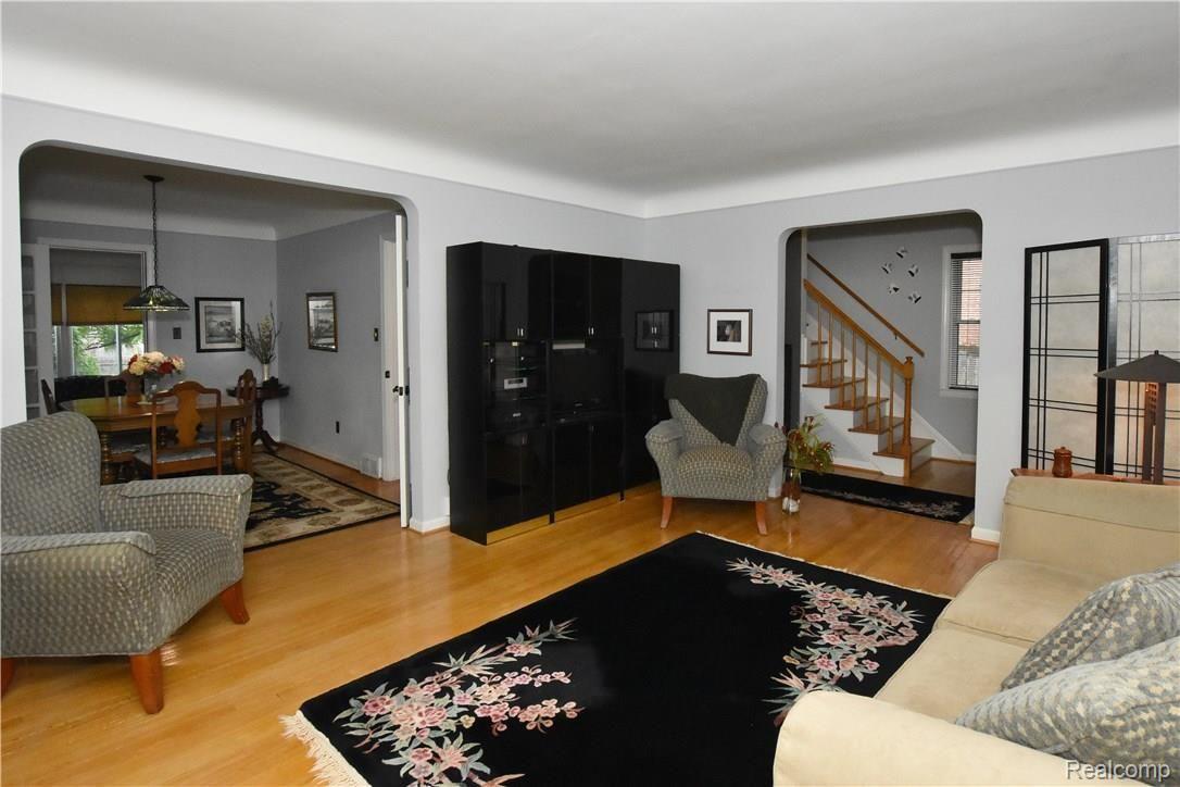 4181 Cumberland Road Berkley, MI 48072 - Photo 7 of 36 4181 Cumberland_07.JPG