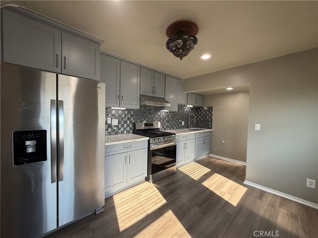 $2,300 | 521 Fischer Street, Glendale, CA 91205