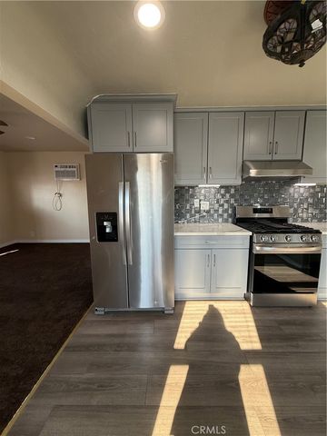 $2,300 | 521 Fischer Street, Glendale, CA 91205
