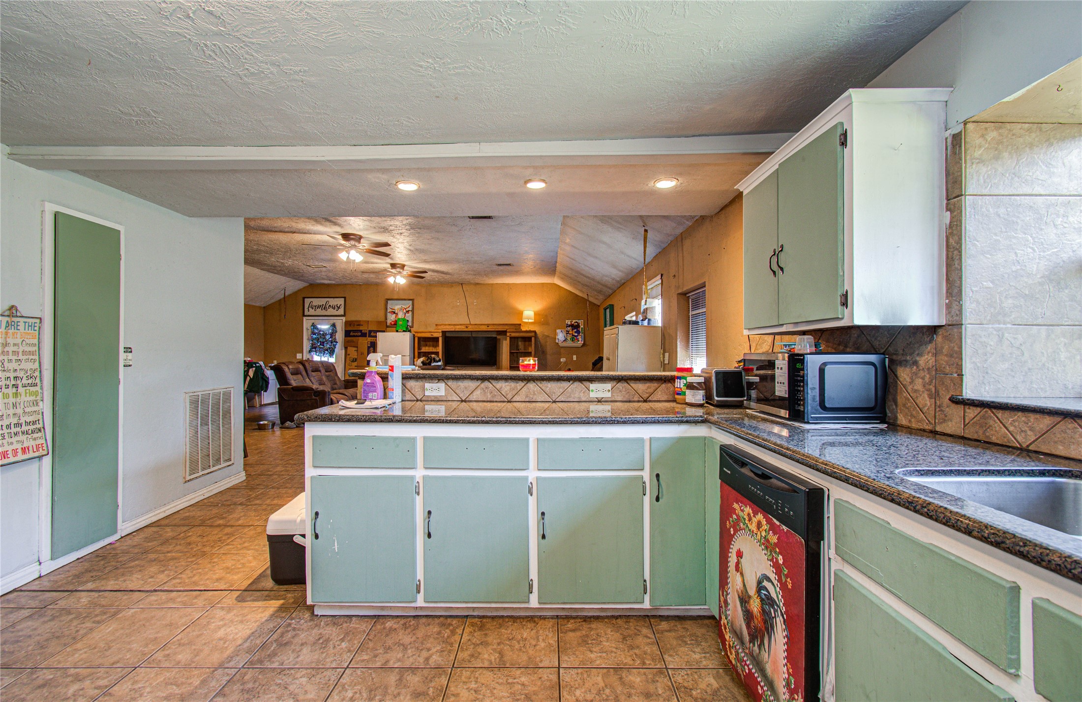 1246 Drymalla Road Cat Spring, TX 78933 - Photo 13 of 38