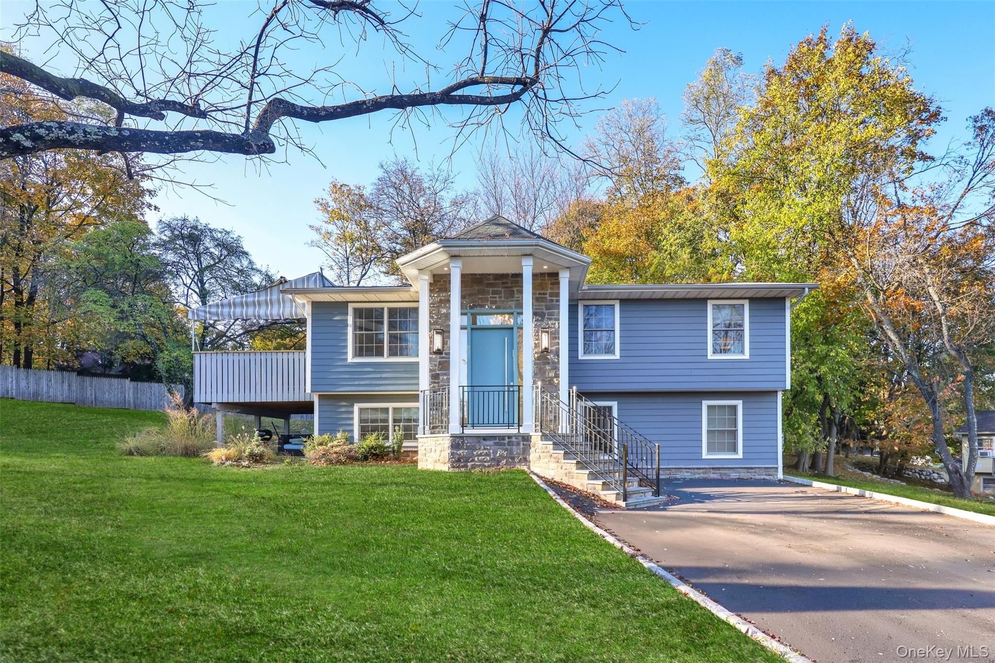3 Kakiat Lane Spring Valley, NY 10977 - Photo 2 of 44 a front view of a house with yard and green space