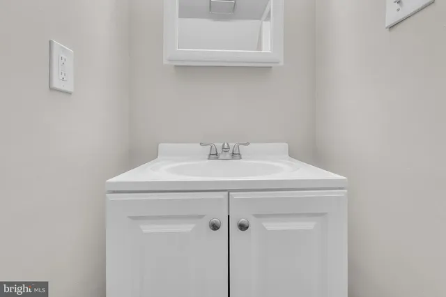 $329,900 | 55 Hamilton Street, Swedesboro, NJ 08085