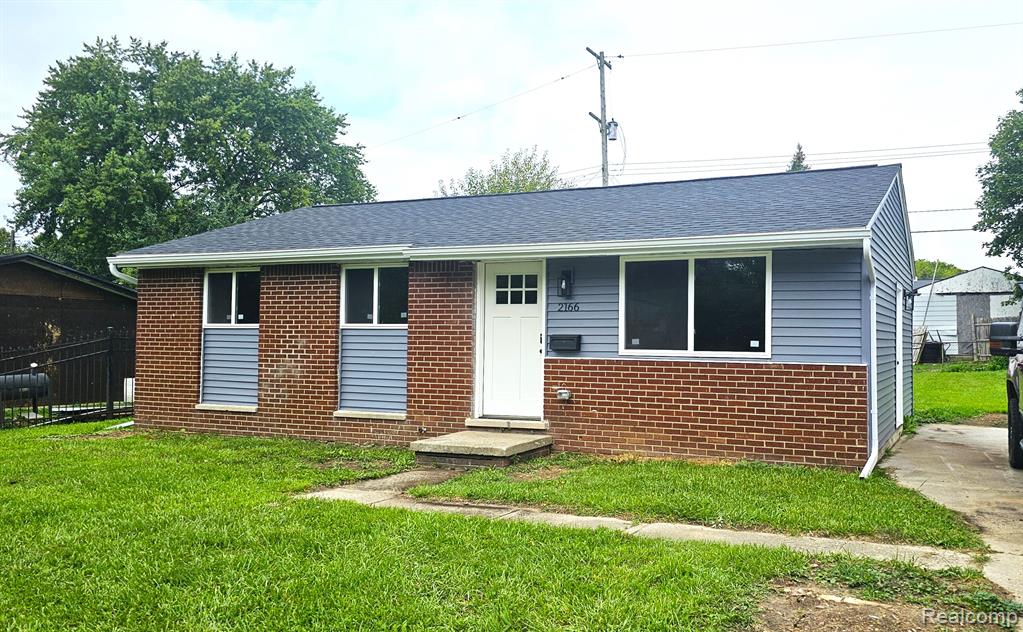 2166 Armstrong Road Mount Morris, MI 48458 - Photo 1 of 26