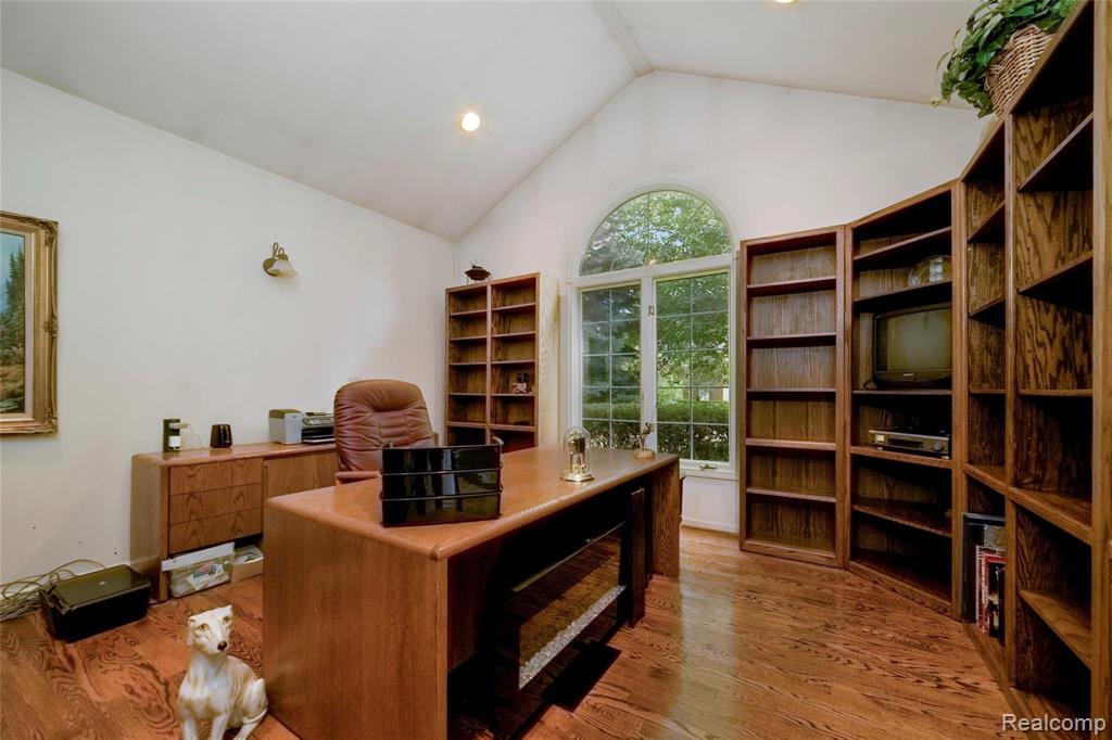 3743 Sleepy Fox Drive Rochester Hills, MI 48309 - Photo 24 of 55