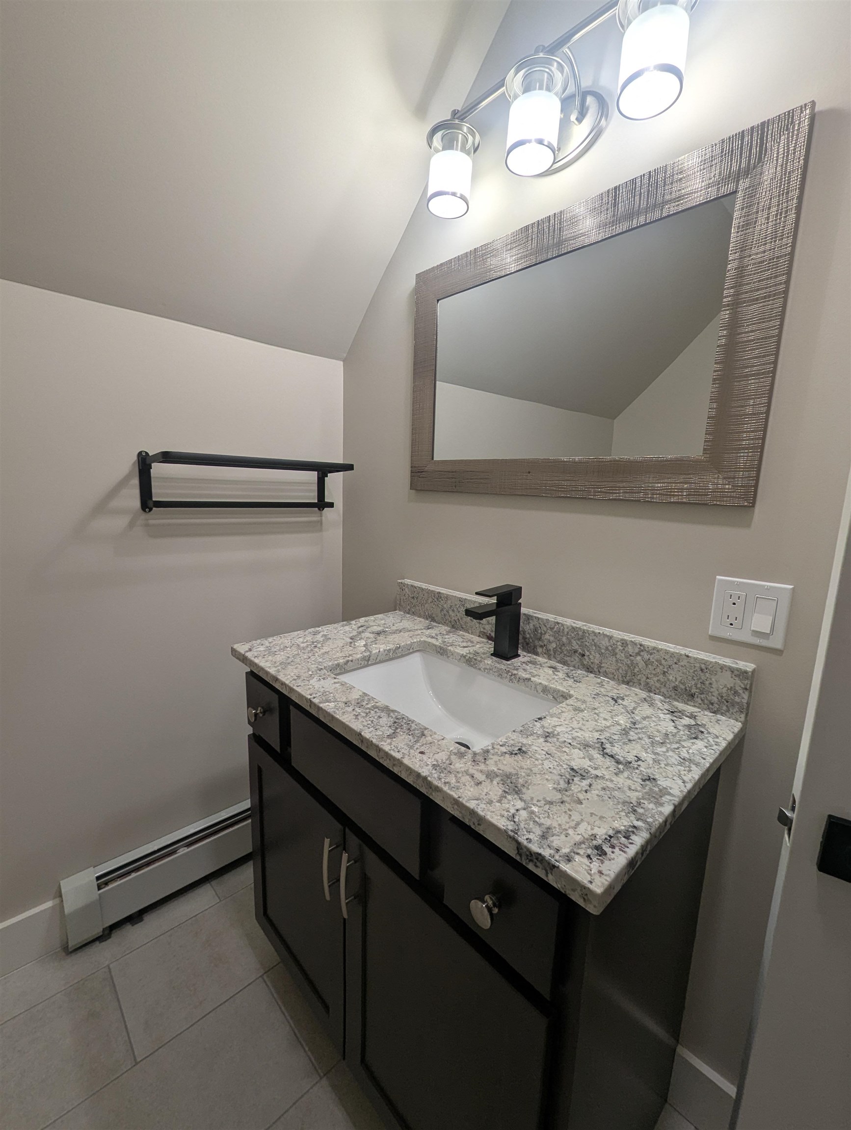 73 Charles Street, Unit 2 Rochester, NH 03867 - Photo 12 of 22