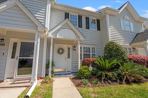 $219,000 | 620 Sailbrooke Court, Unit 102, Murrells Inlet, SC 29576