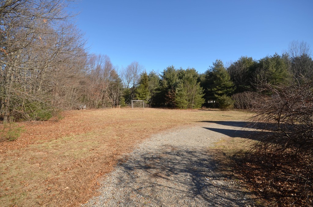 27 Burnap Road Sutton, MA 01590 - Photo 20 of 25
