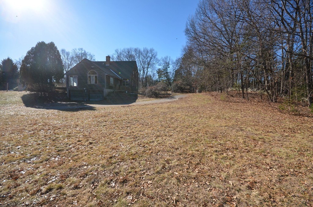 27 Burnap Road Sutton, MA 01590 - Photo 21 of 25