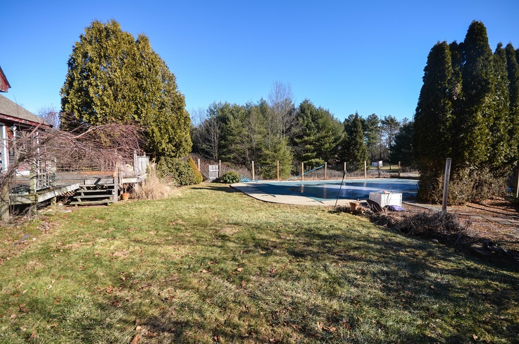 27 Burnap Road Sutton, MA 01590 - Photo 23 of 25