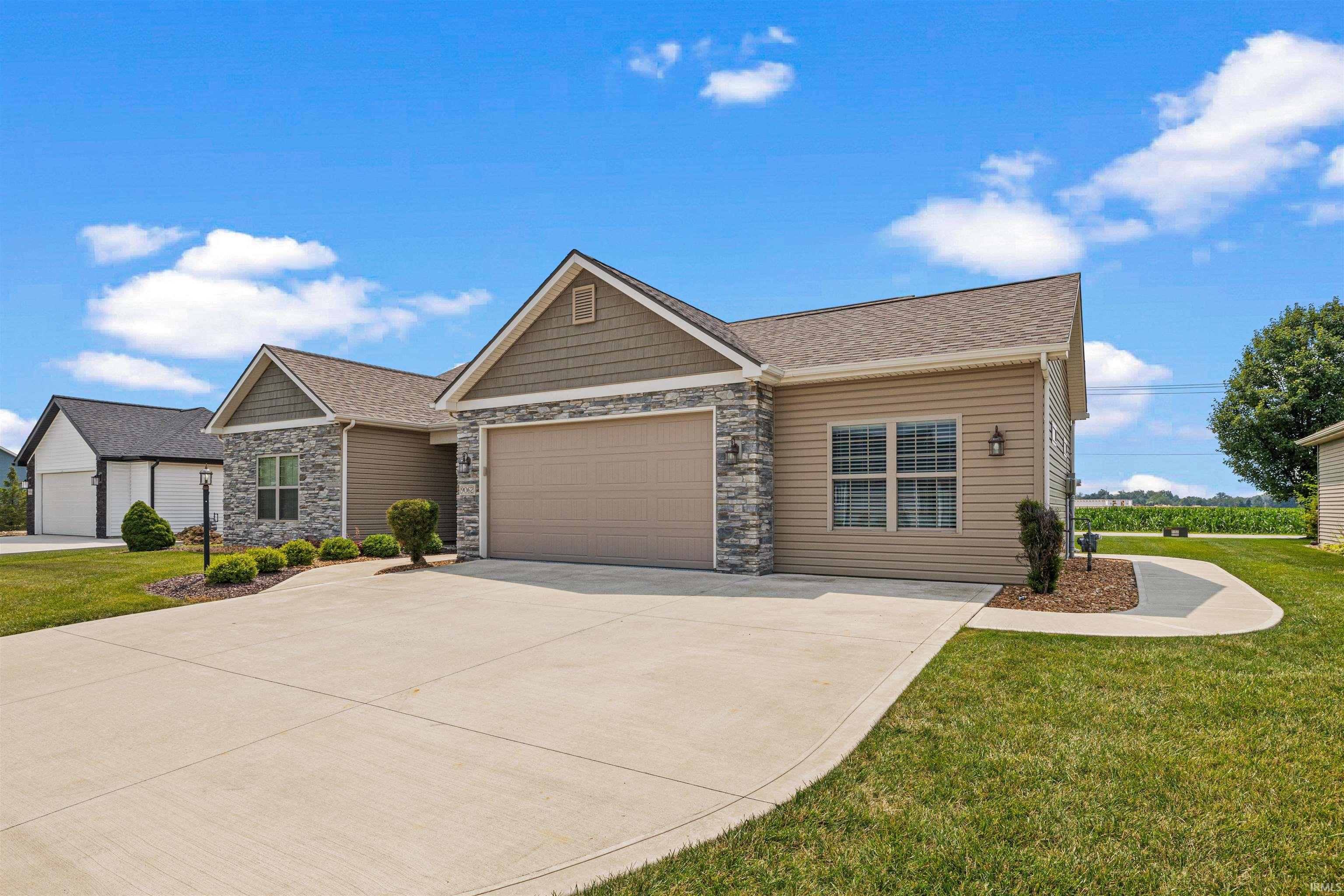 9062 Matthew Spring Run New Haven, IN 46774 - Photo 4 of 30 Gallery Image 4