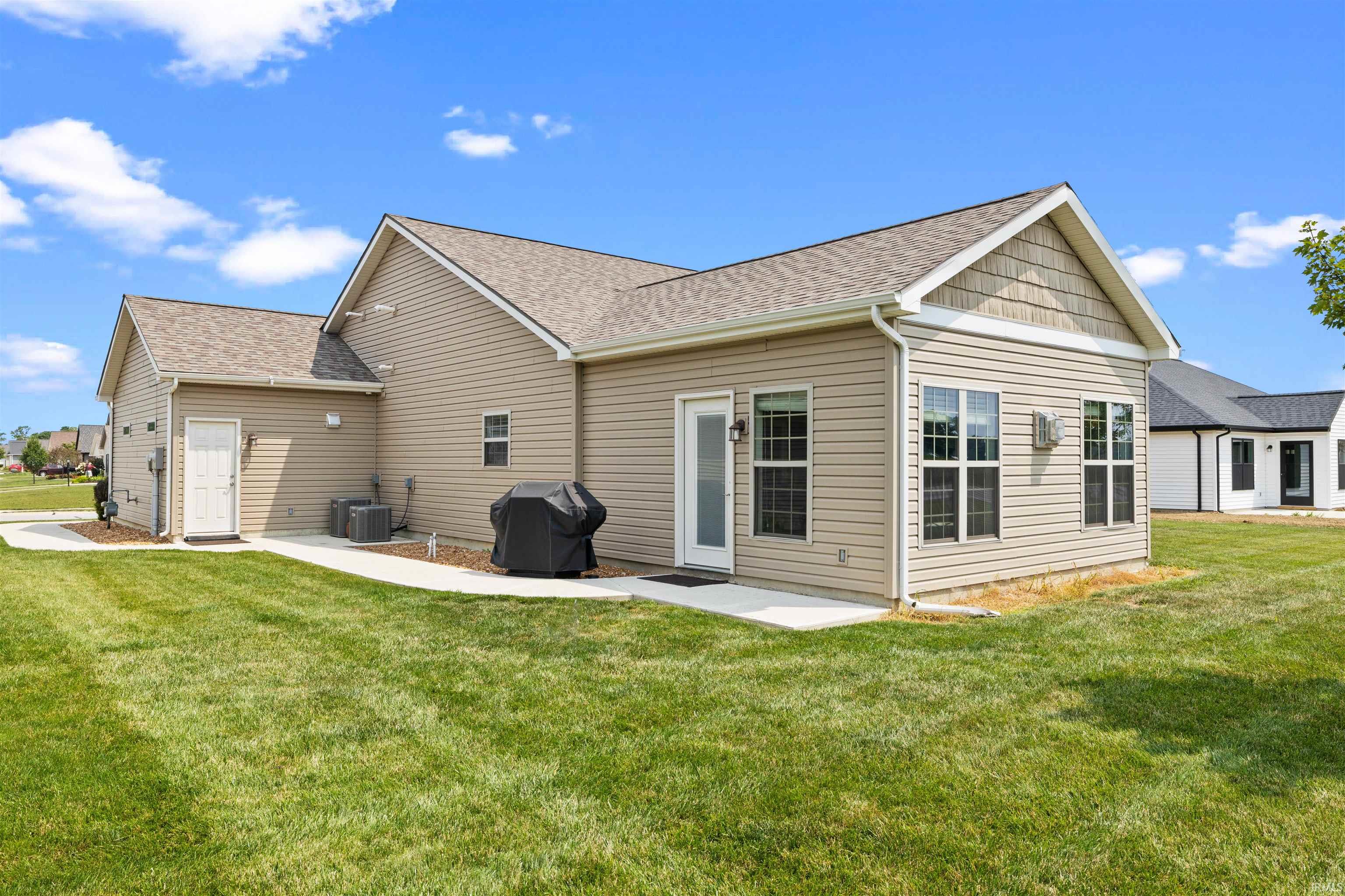9062 Matthew Spring Run New Haven, IN 46774 - Photo 5 of 30 Gallery Image 5