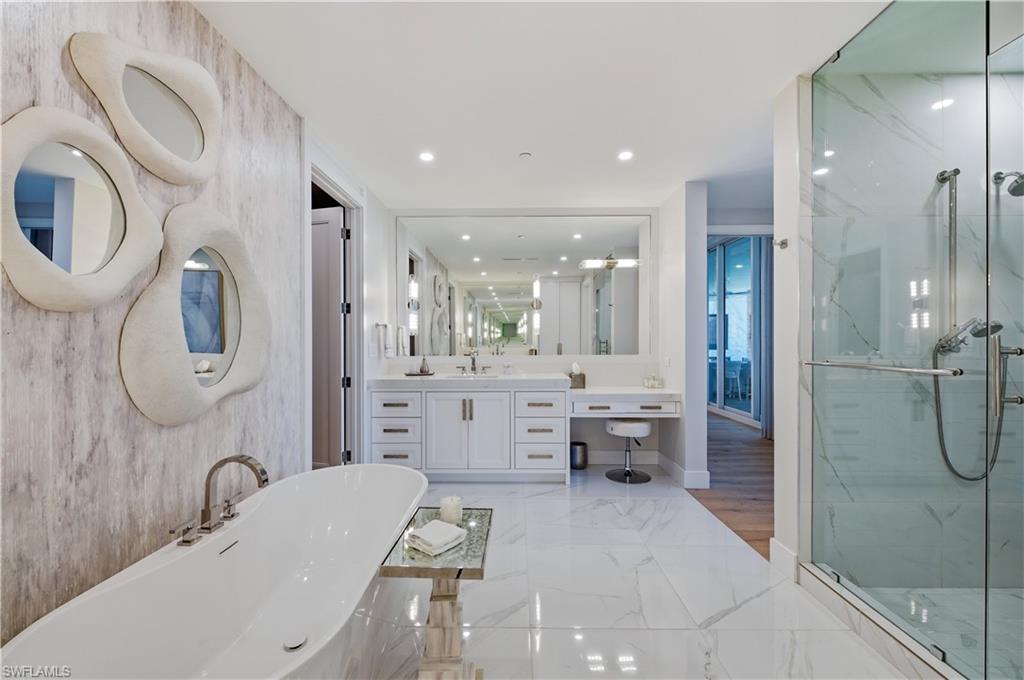 13945 Old Coast Road, Unit PH05 Naples, FL 34110 - Photo 16 of 37 Gallery Image 16