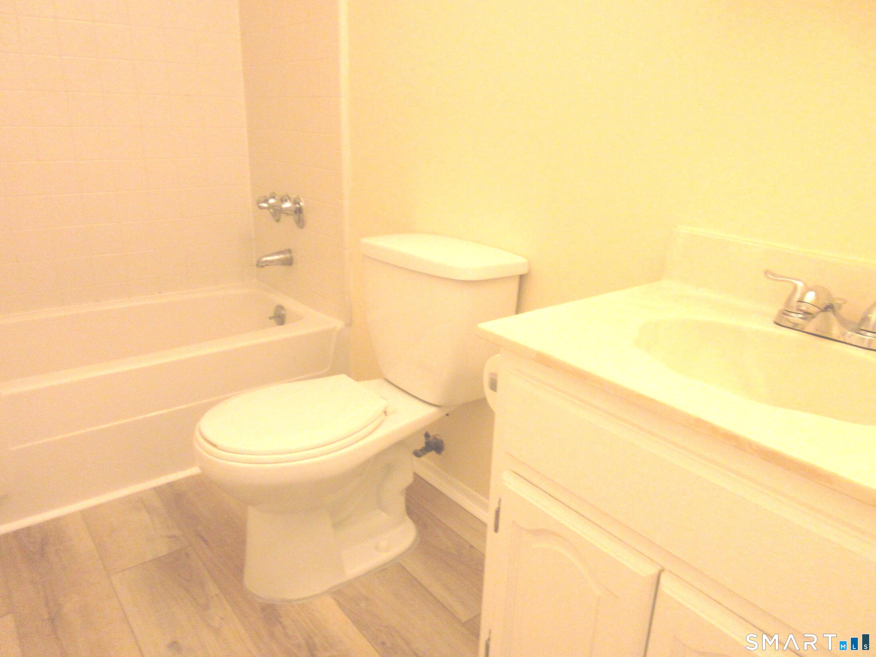 5 Nabby Road, Unit A56 Danbury, CT 06811 - Photo 8 of 12