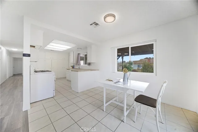 $299,900 | 26763 Cumberland Lane, Helendale, CA 92342