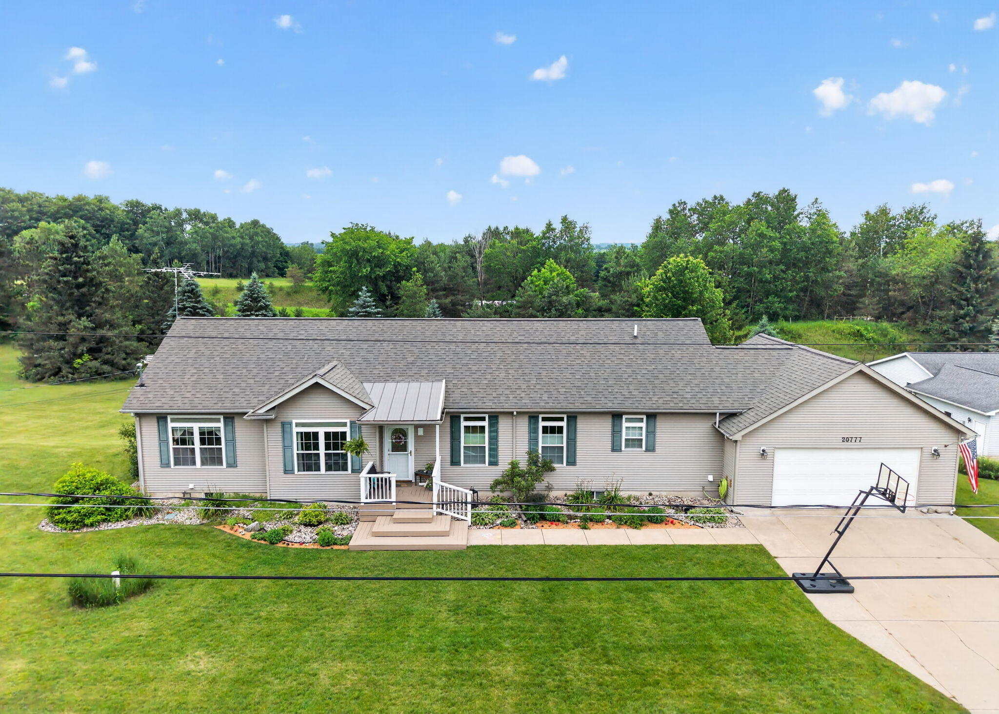 20777 Walnut Drive Reed City, MI 49677 - Photo 45 of 63 59-web-or-mls-DJI_20260625215800_0334_D