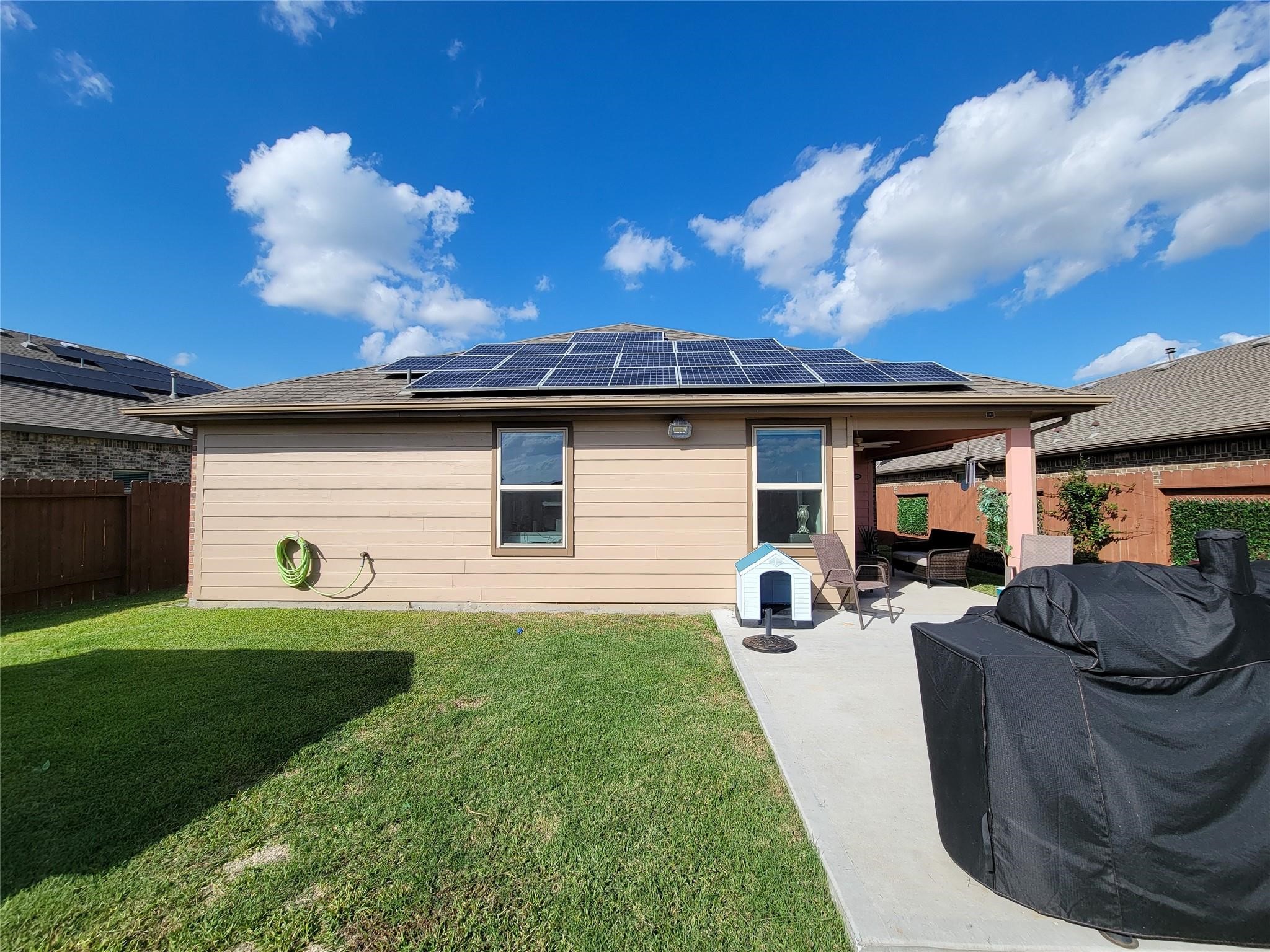 610 Autumn Flats Way Rosharon, TX 77583 - Photo 23 of 25 Ample space for your outdoor needs!