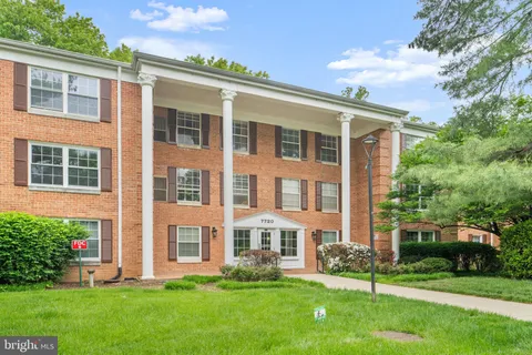 $559,900 | 7720 Tremayne Place, Unit 111, McLean, VA 22102