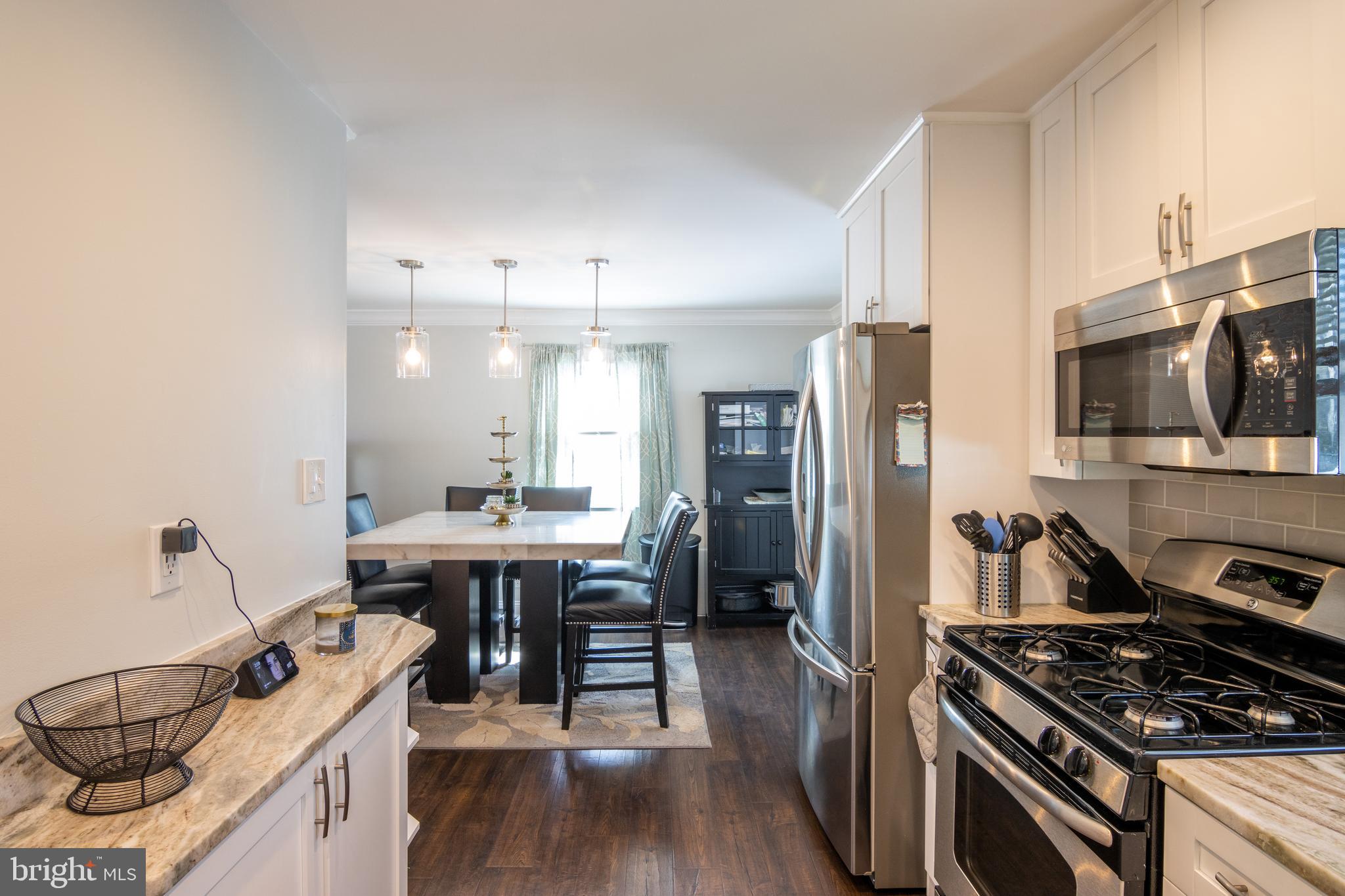 8 Holly Road Pasadena, MD 21122 - Photo 20 of 71