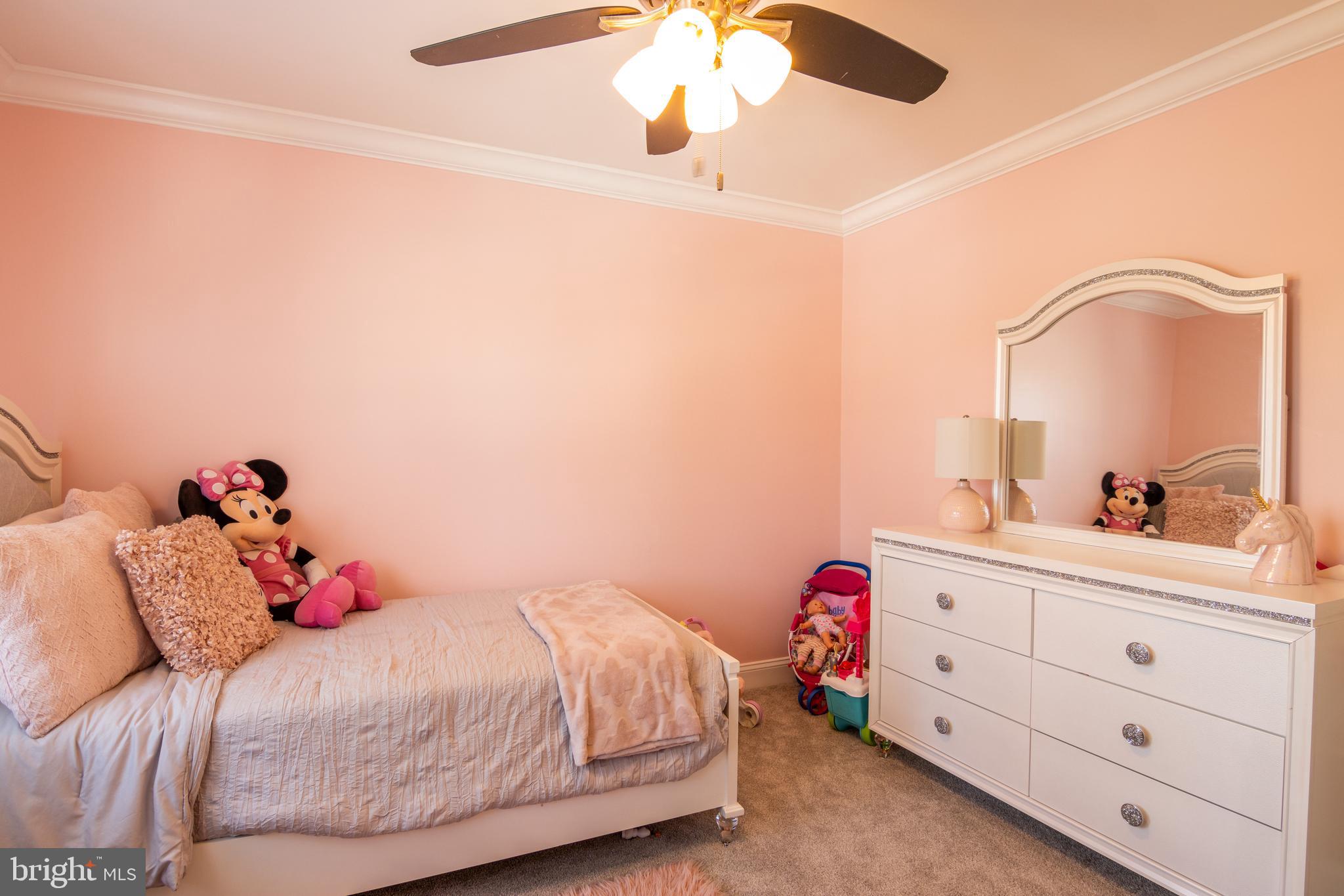 8 Holly Road Pasadena, MD 21122 - Photo 30 of 71