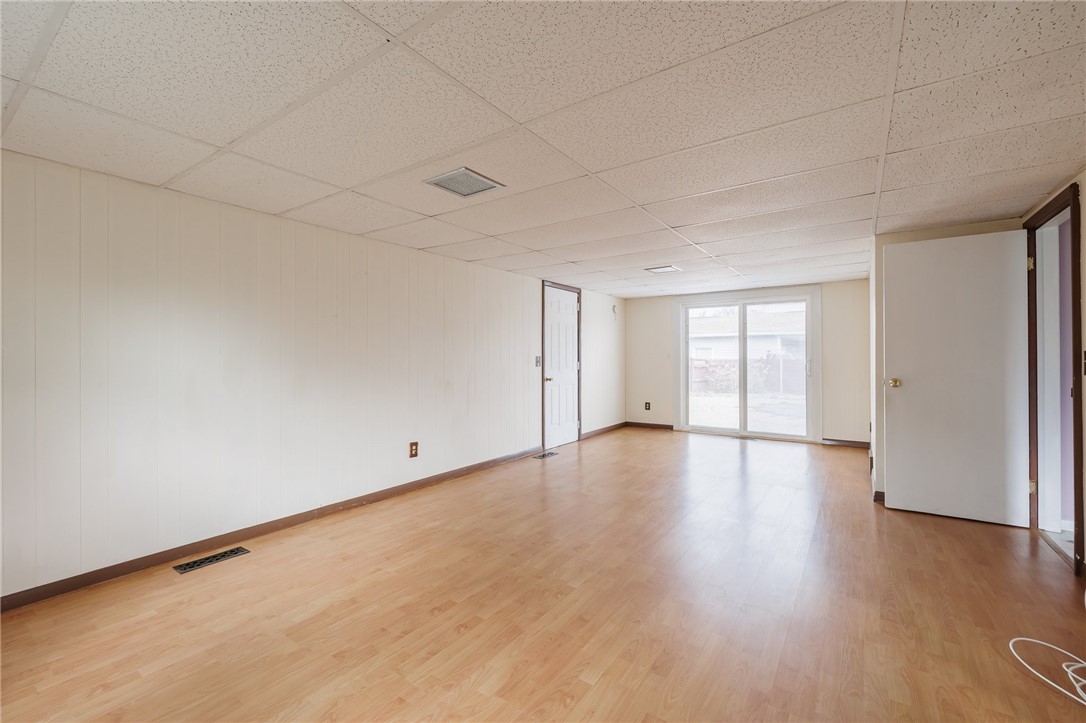 8 Castleview Drive Irondequoit, NY 14622 - Photo 12 of 28