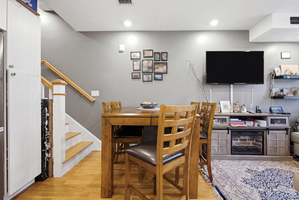 89 Prescott Street, Unit B Boston, MA 02128 - Photo 4 of 27