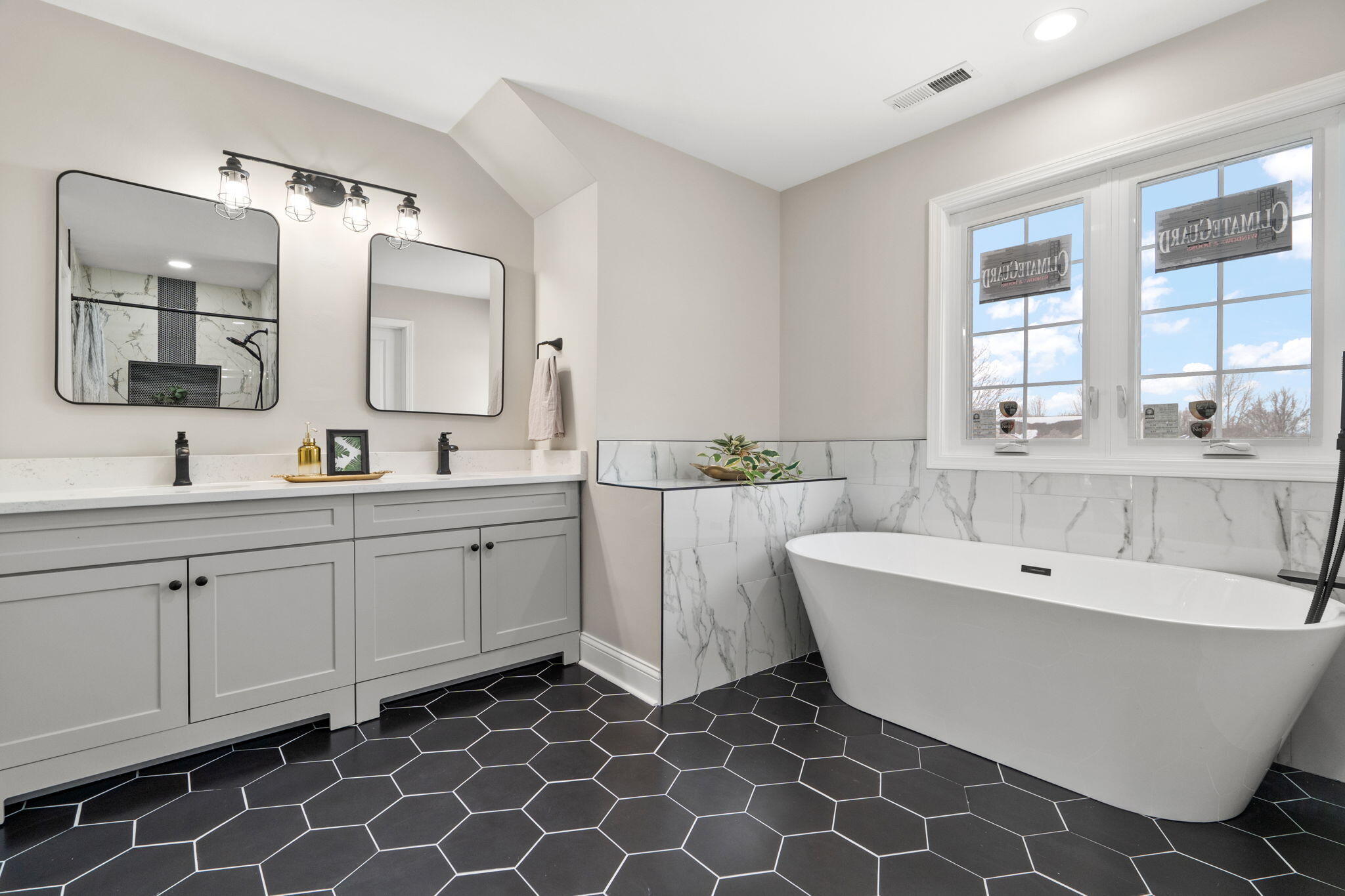 1243 Center Ross Road Crown Point, IN 46307 - Photo 22 of 33 2048x1365