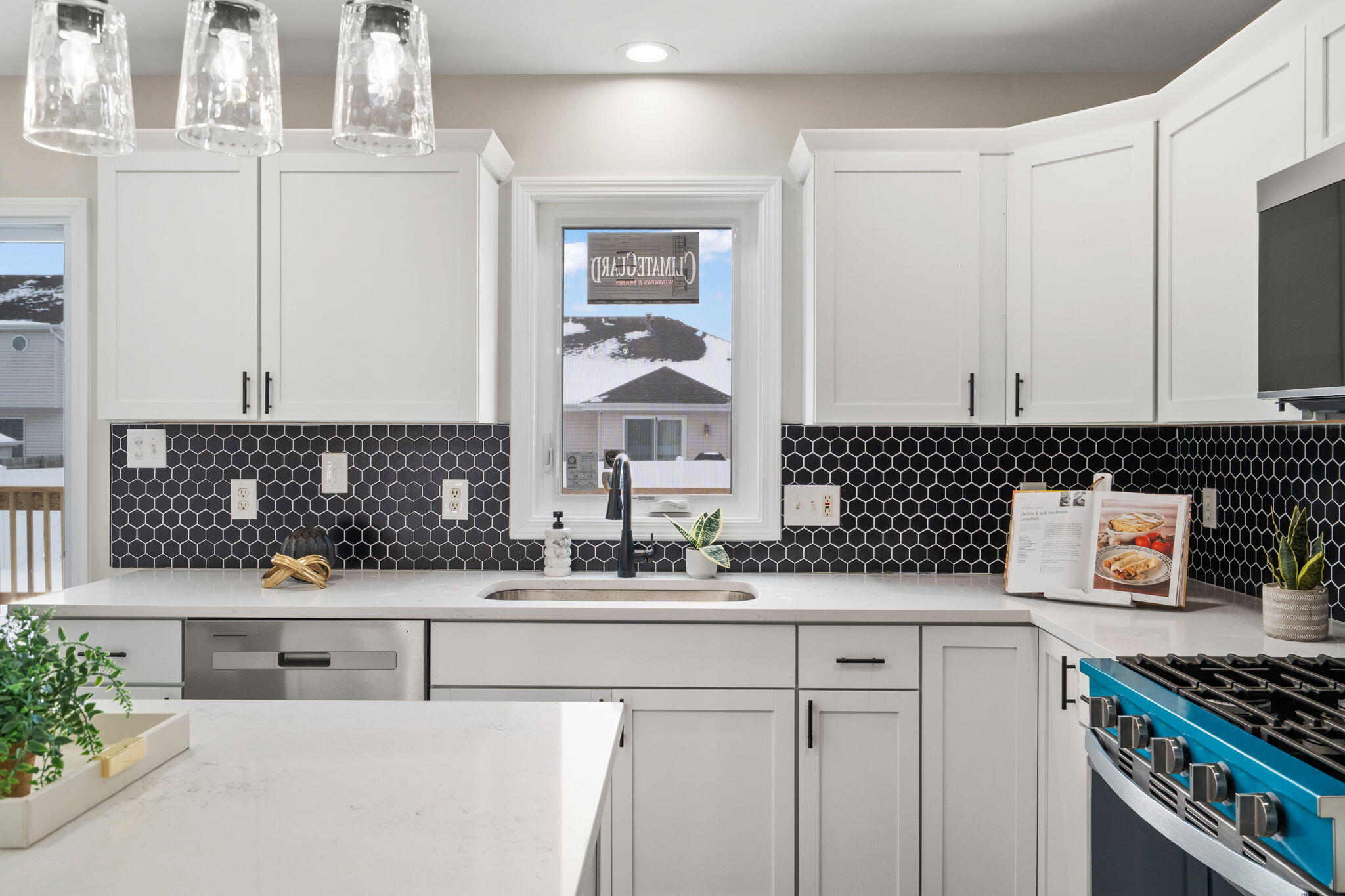 1243 Center Ross Road Crown Point, IN 46307 - Photo 6 of 33 2048x1365