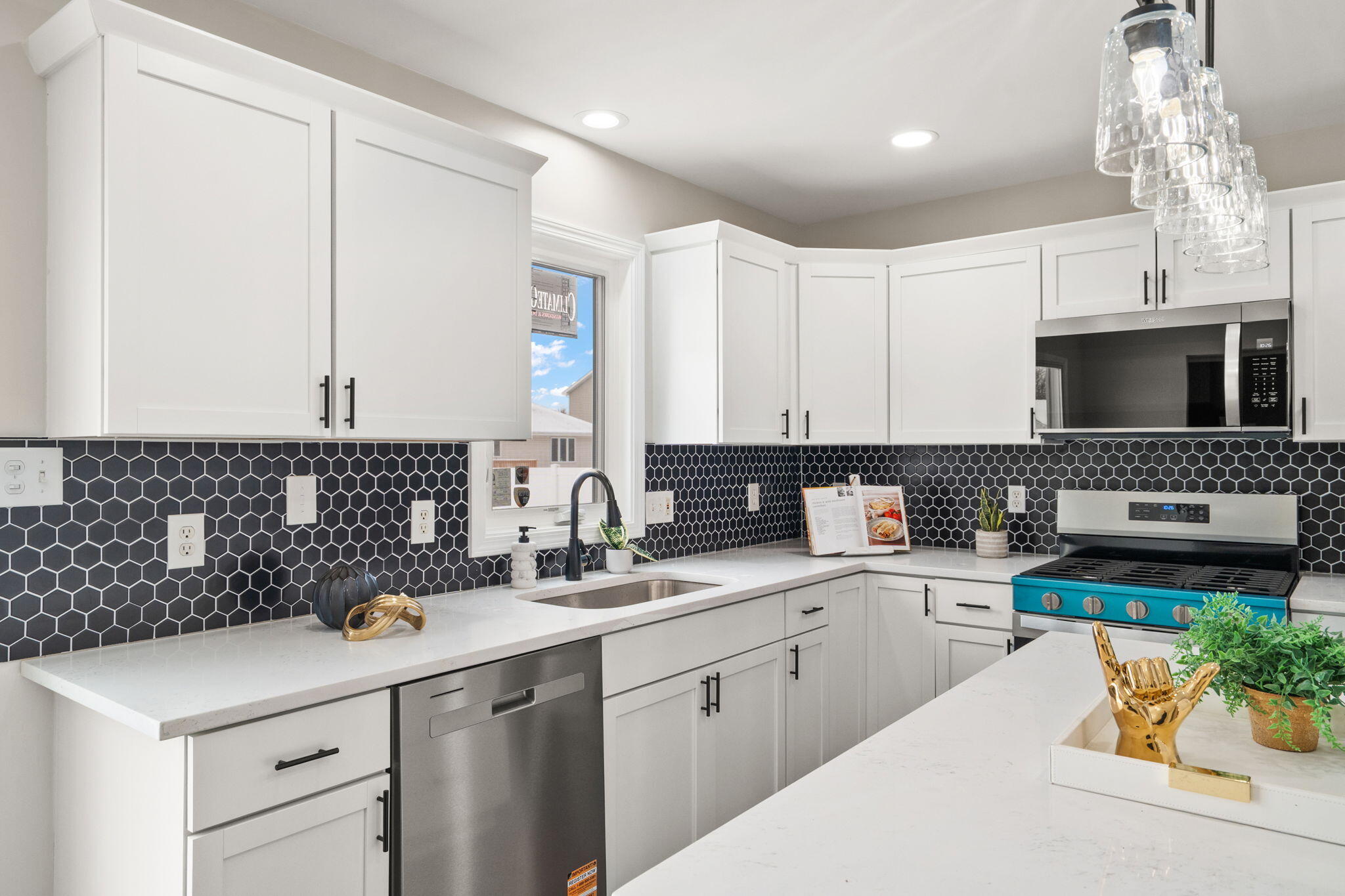 1243 Center Ross Road Crown Point, IN 46307 - Photo 7 of 33 2048x1365