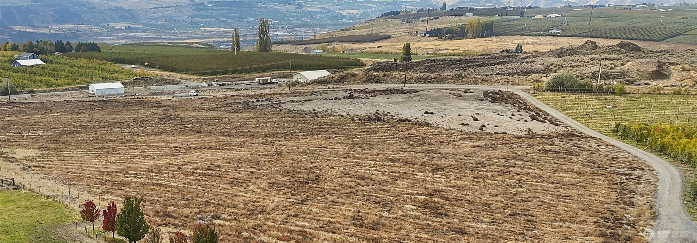 6162 Batterman Road, Unit B East Wenatchee, WA 98802 - Photo 3 of 14 a view of a ocean view