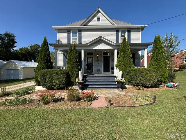 $185,000 | 809 East Main Street, Perry, MO 63462