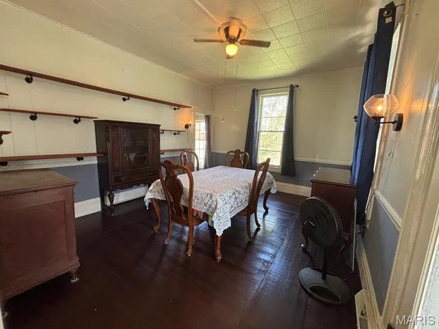 $185,000 | 809 East Main Street, Perry, MO 63462