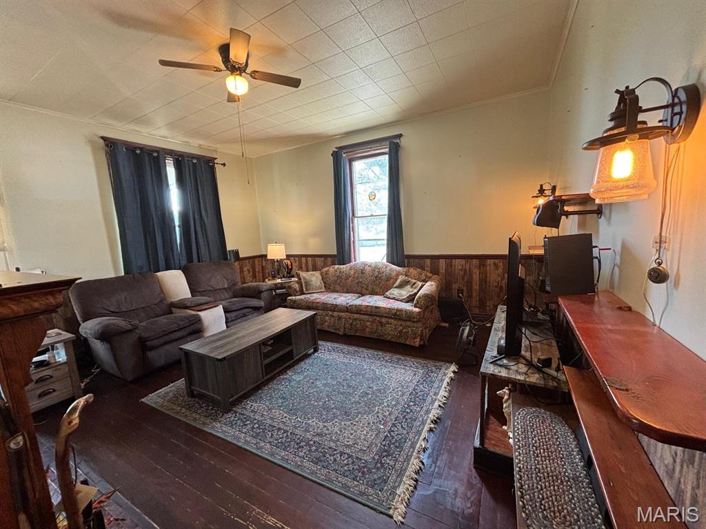 809 East Main Street Perry, MO 63462 - Photo 22 of 50