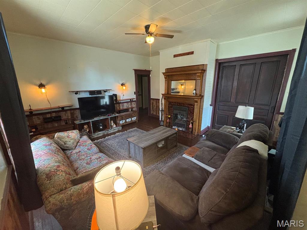 809 East Main Street Perry, MO 63462 - Photo 23 of 50