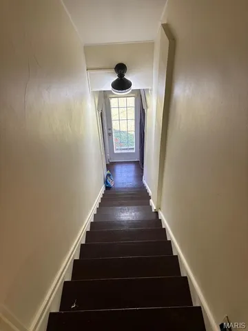 $185,000 | 809 East Main Street, Perry, MO 63462