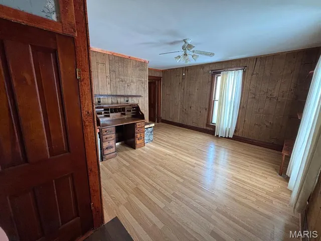 $185,000 | 809 East Main Street, Perry, MO 63462