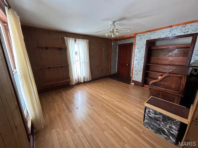 $185,000 | 809 East Main Street, Perry, MO 63462